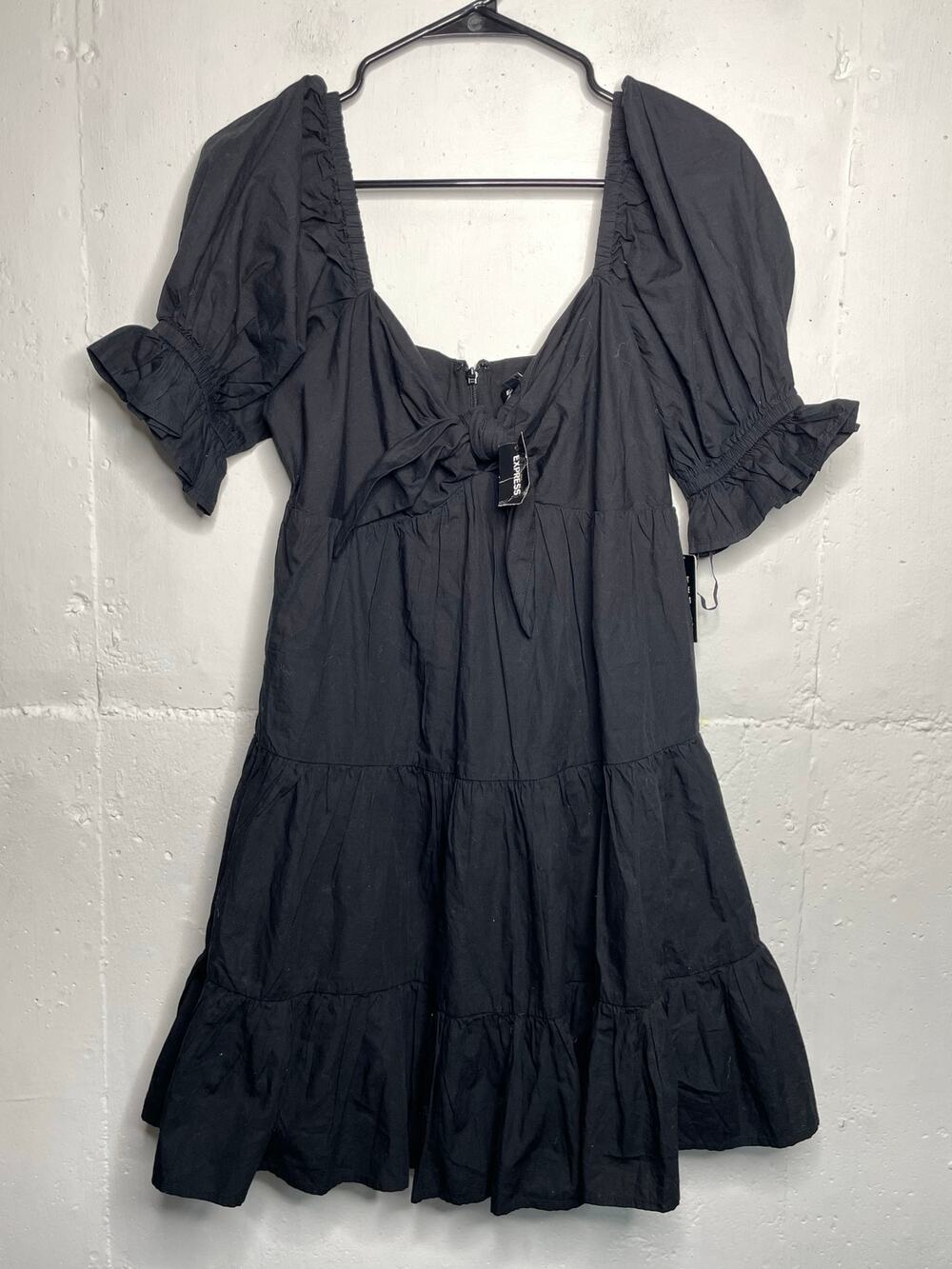 NEW Express Bow Tiered Mini Dress Puff Sleeves Black Size Medium